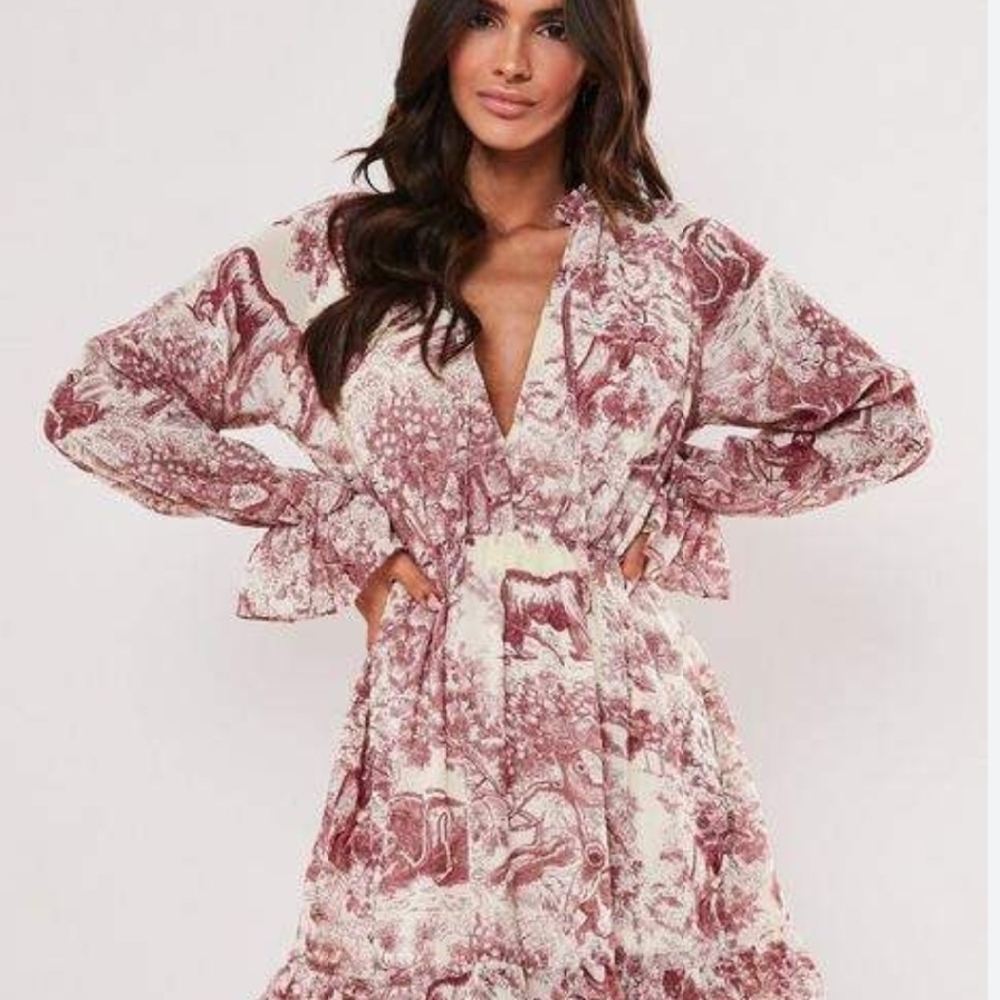 Missguided Red and Cream Long Sleeve Dress